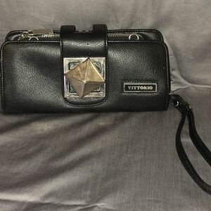 Vittorio Black Leather Wristlet with Silver Accent